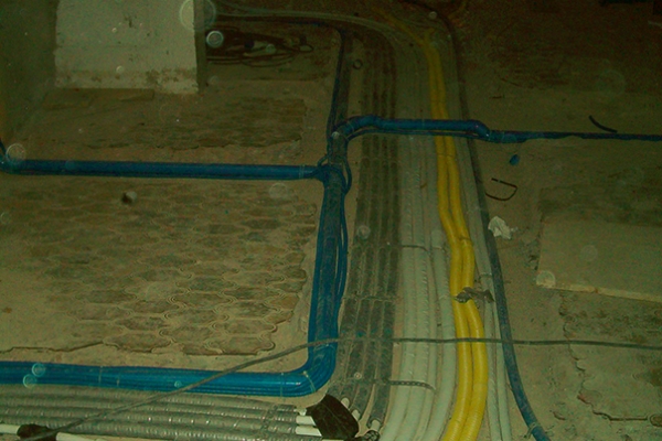 messina-sottotraccia-0085F0870C8-535E-E33A-235A-C4FF48F64940.jpg